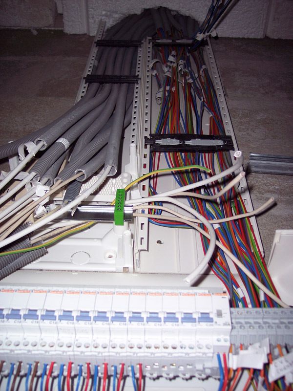 Electricidad para edificios: confiabilidad, cumplimiento y rendimiento